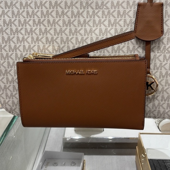 MICHAEL KORS LARGE DOUBLE ZIP WRISTLET WALLET PHONE CASE - Picture 10 of 13